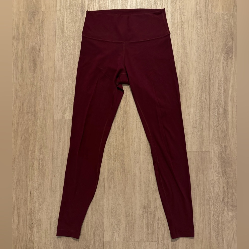 Lululemon Athletica Wunder Under leggings - Size 8 - Cassis (maroon)